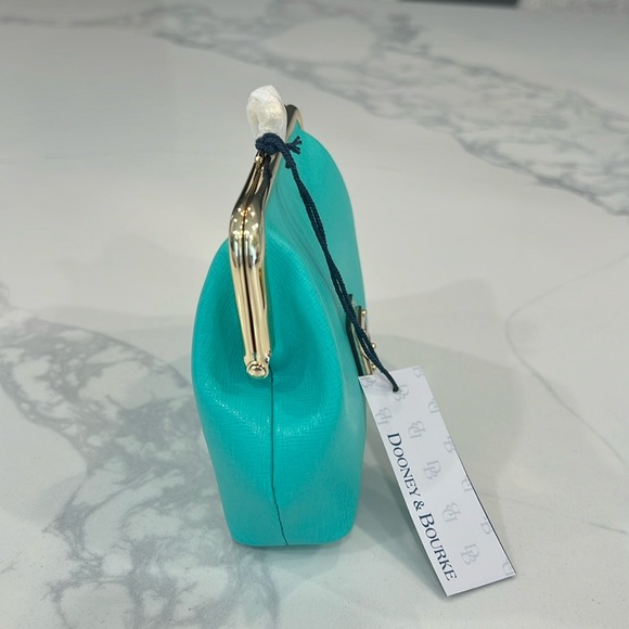 💚Cute.DOONEY & BOURKE KISSLOCK Coin & Card HOLDER.. - Picture 3 of 16